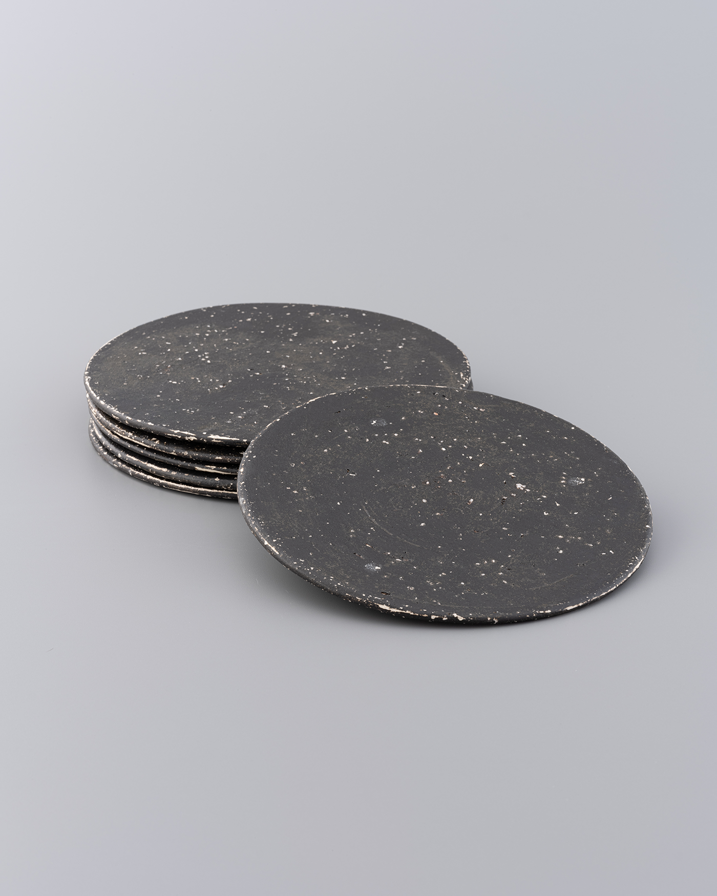 佐藤朱理 陶板 黒