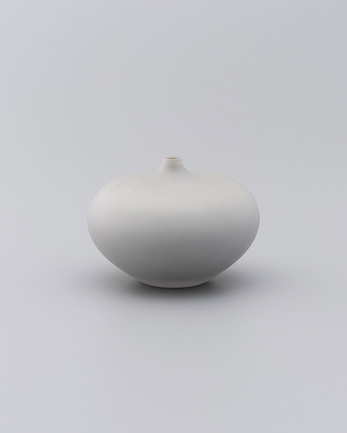 Decorative vase 3690