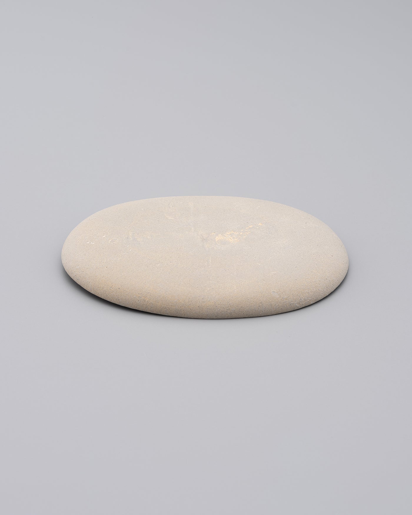 Takayuki WATANABE Plate M Oval Gray