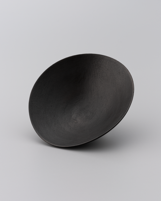 小野澤弘一 KUROたわみ鉢