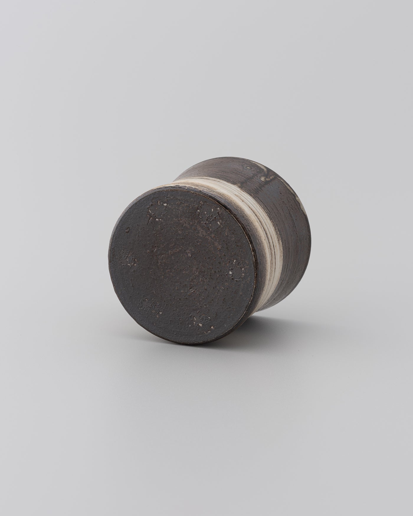Ryutaro YAMADA Hand-Brushed cylindrical tea cup 01