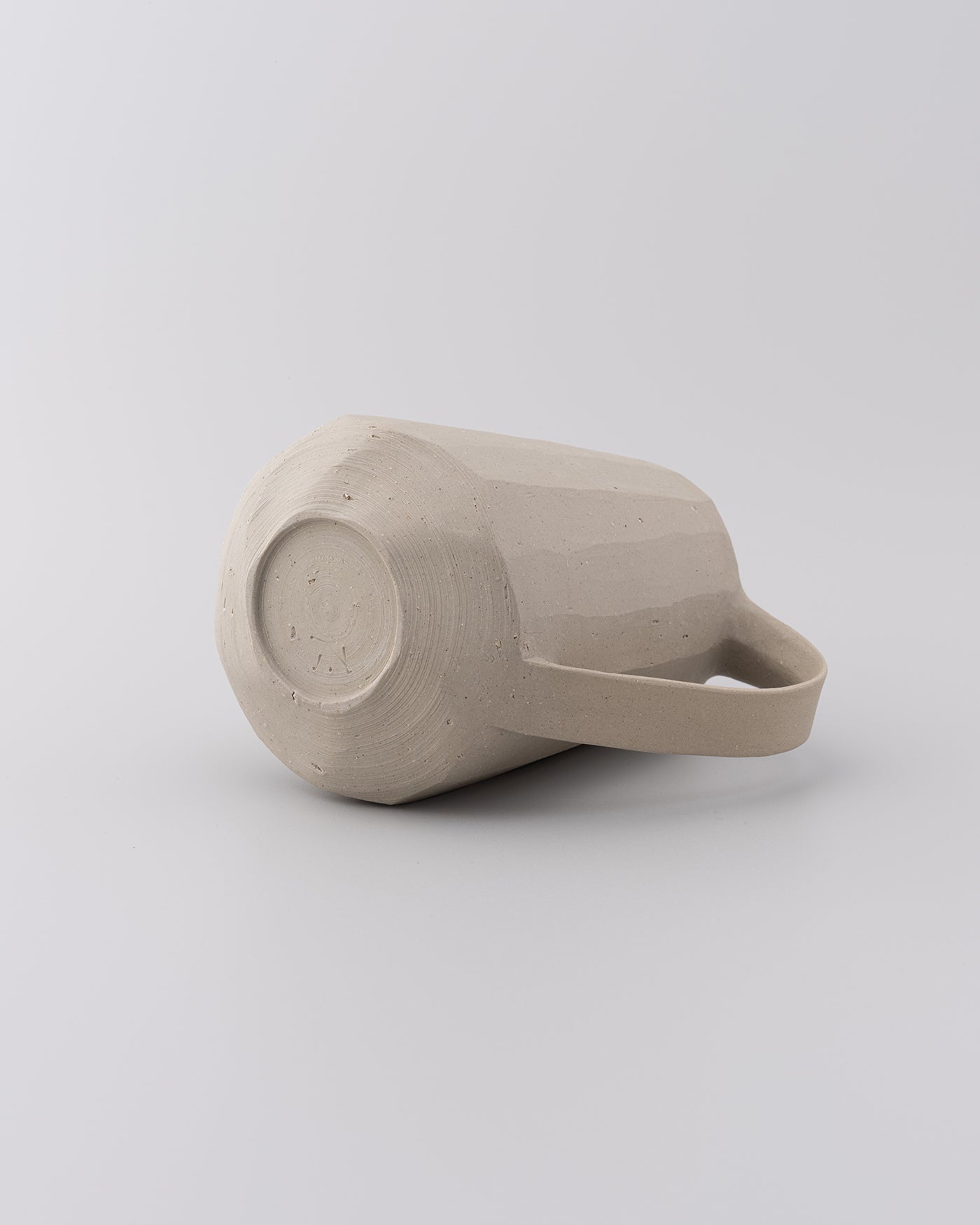 SHIRAHANA Pitcher 01