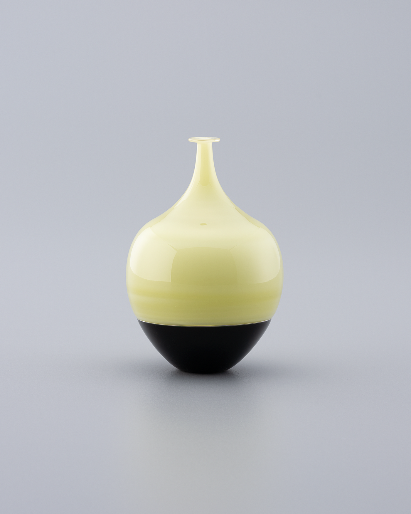 Decorative vase 277