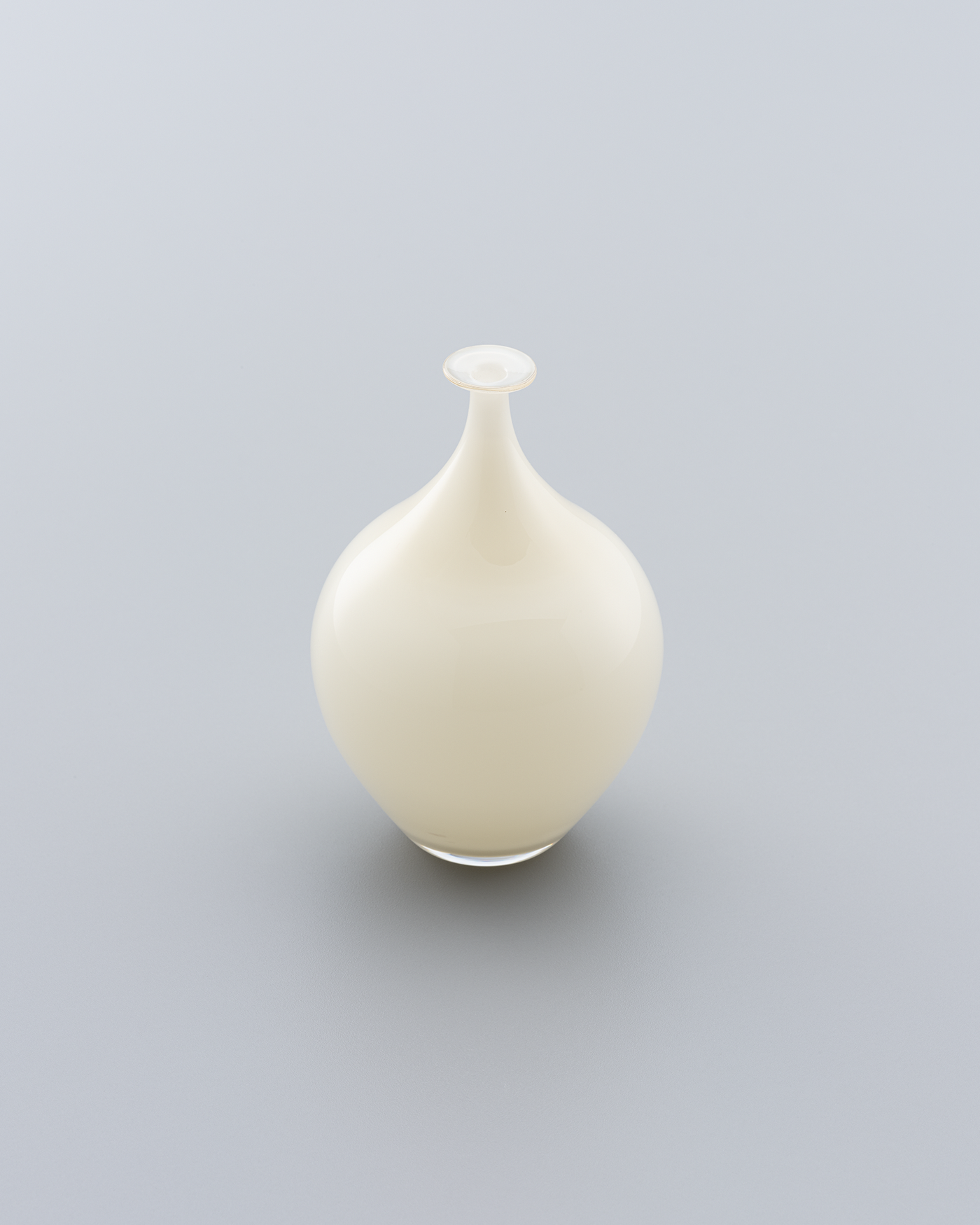 Decorative vase 208