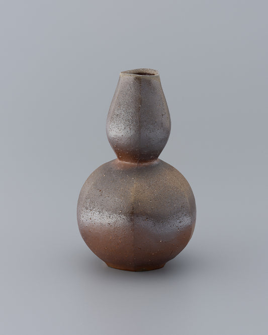 BIZEN Flower vase 01