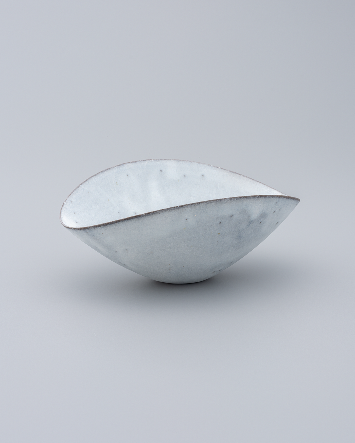 White-Gray Bowl 02