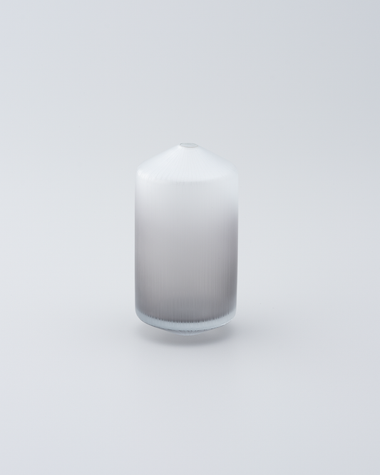 silence vase 04