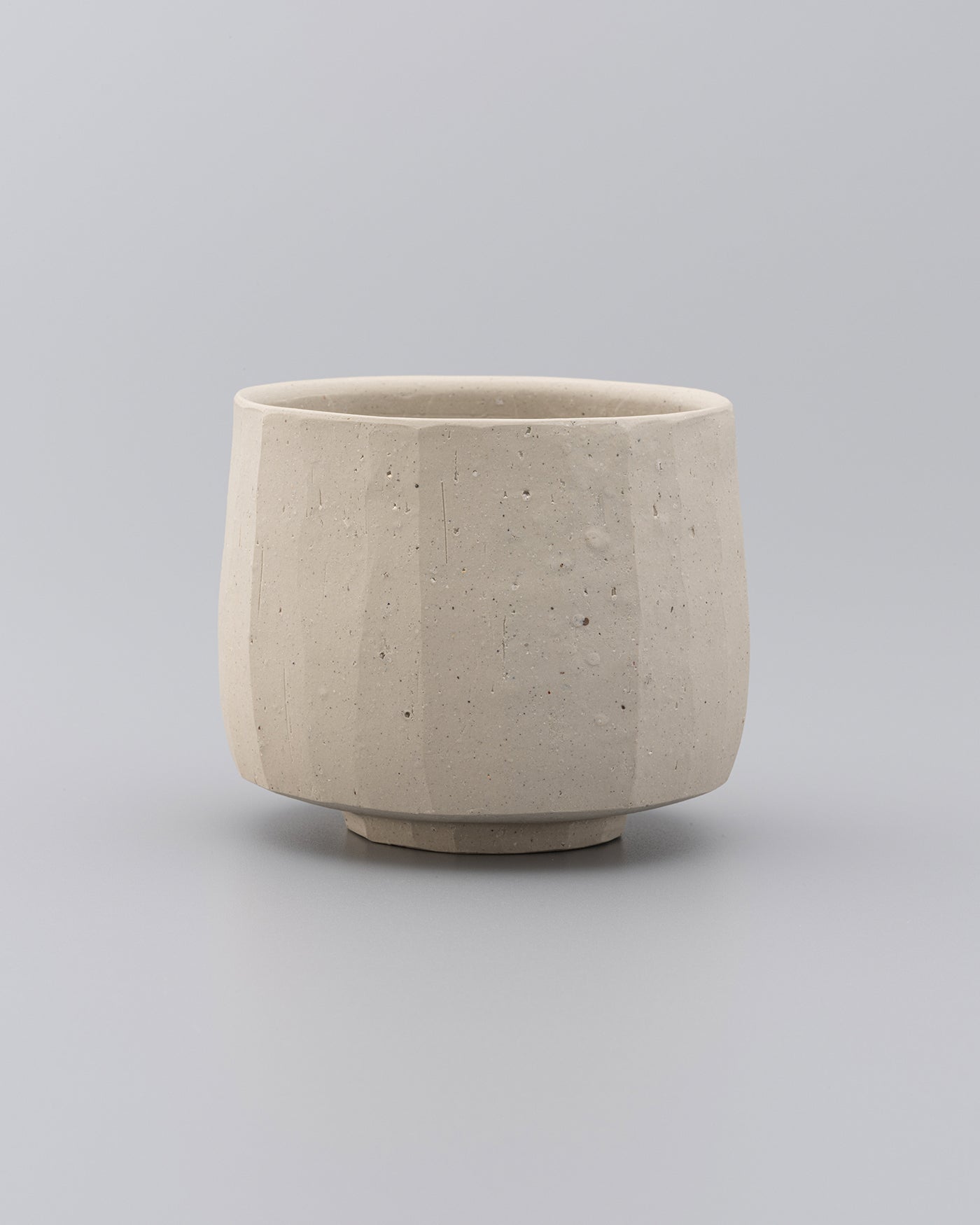 森本仁 白花 茶碗 01