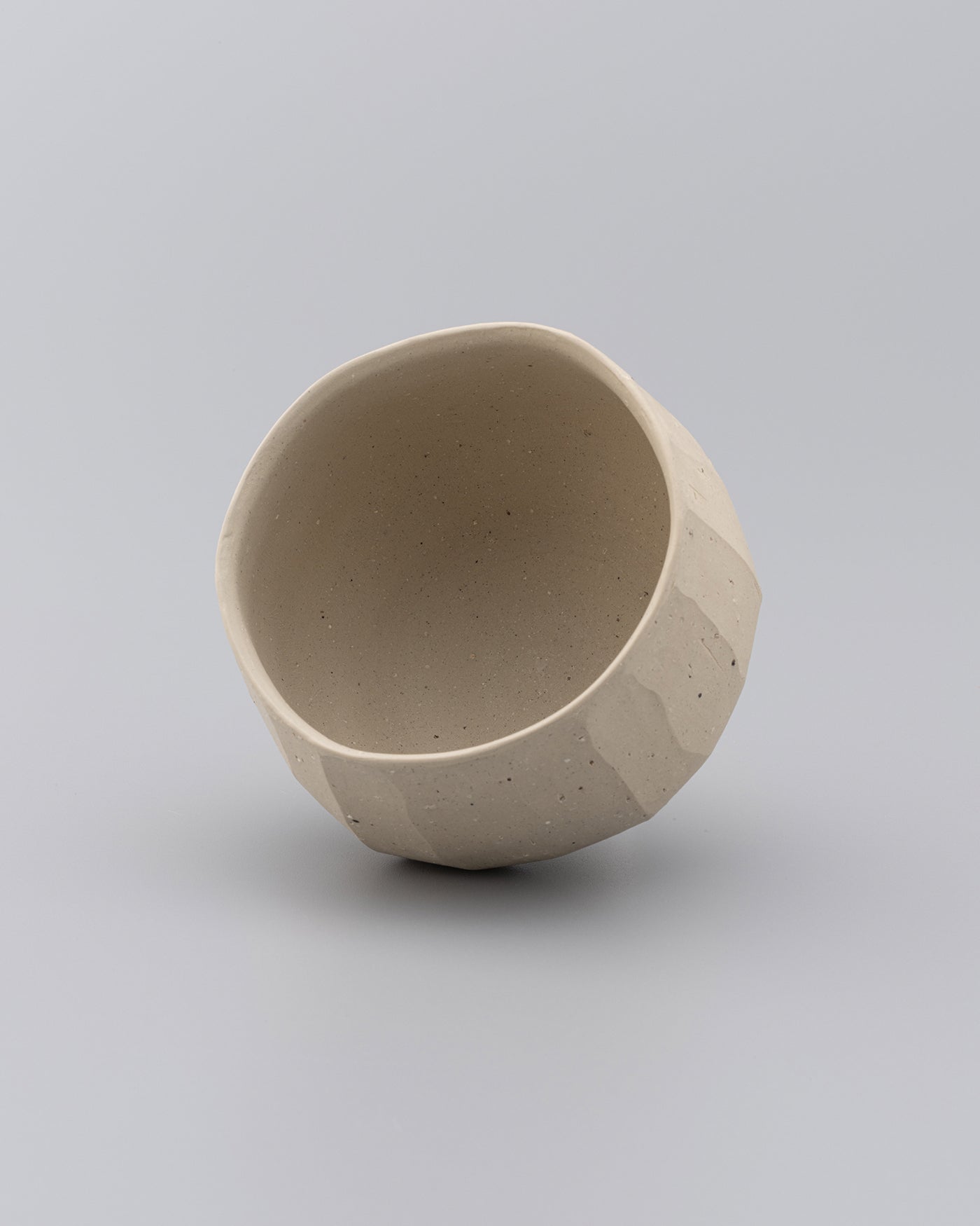 森本仁 白花 茶碗 02