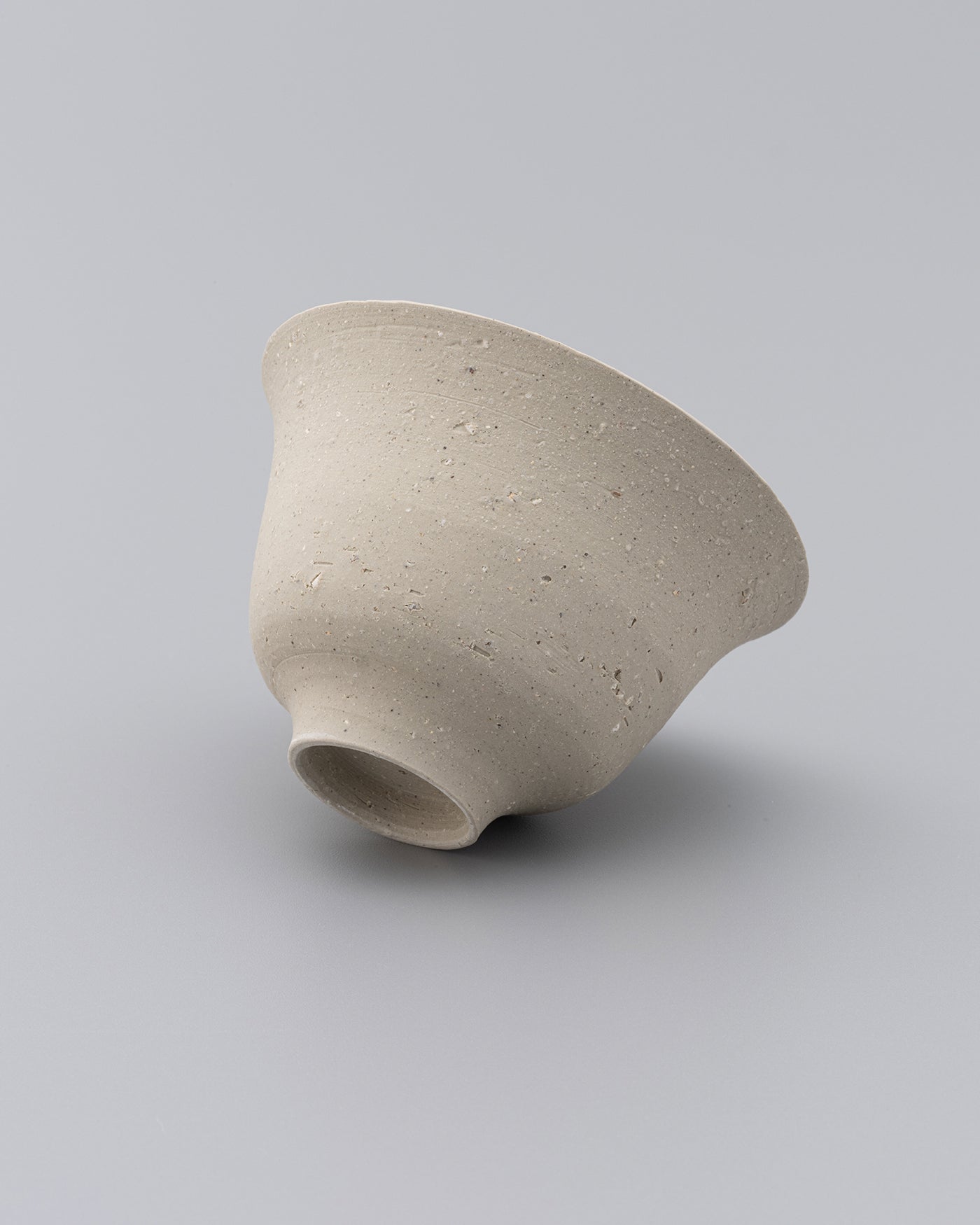 白花茶壺　森本 仁 森本仁 / 白花 宝瓶（一点物） – HULS GALLERY TOKYO | 現代工芸ギャラリー