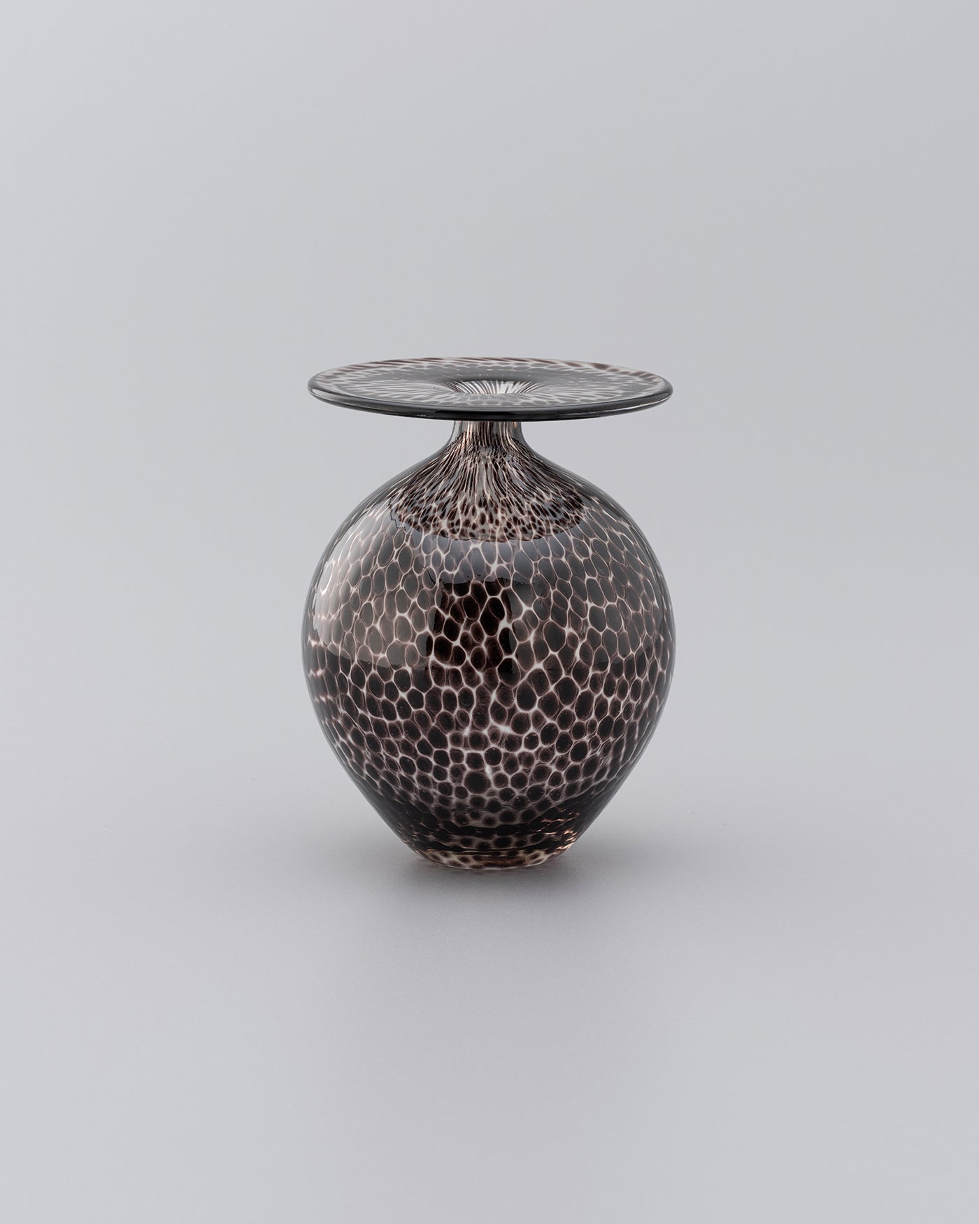 Decorative vase 3700