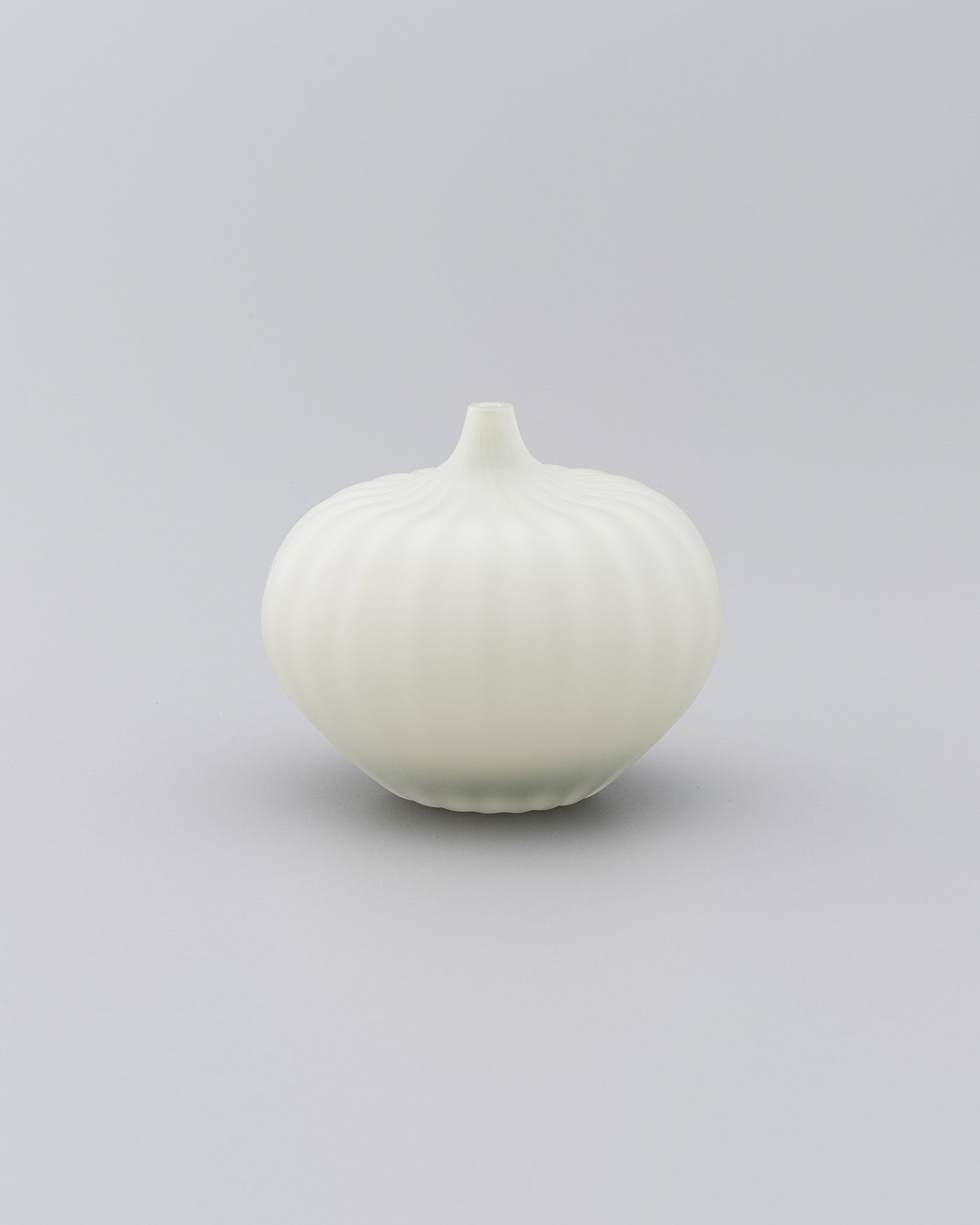 Decorative vase 3680