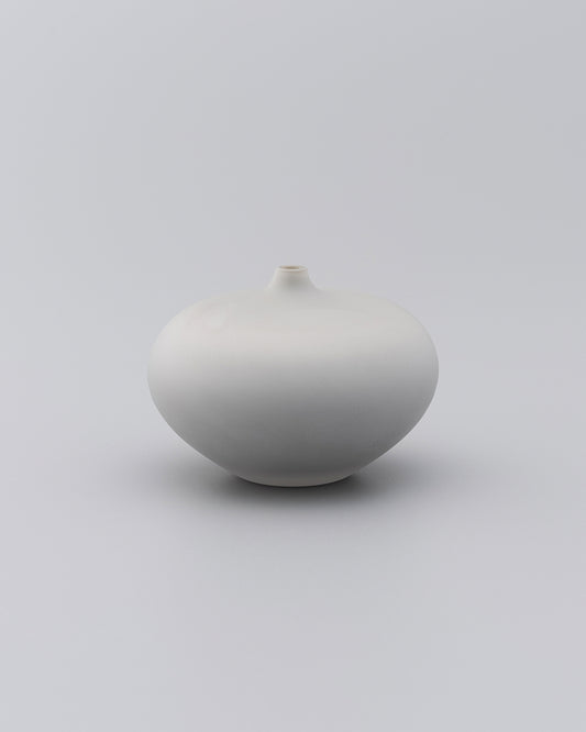 Decorative vase 3690