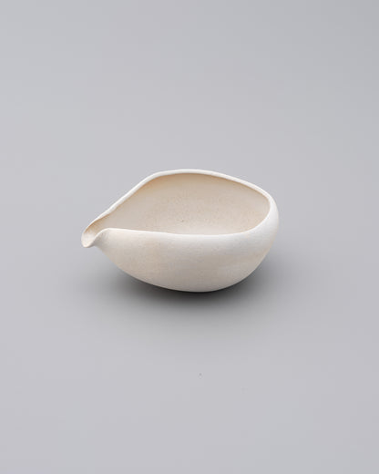 渡辺隆之 薪窯焼成 片口M 白