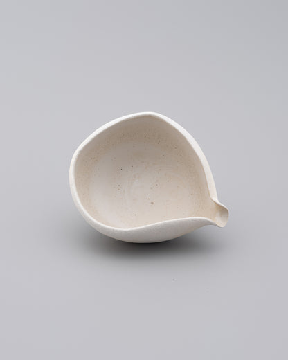 渡辺隆之 薪窯焼成 片口M 白