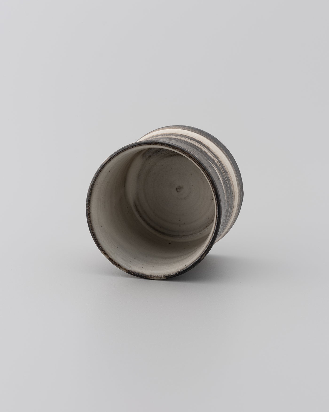 Ryutaro YAMADA Hand-Brushed cylindrical tea cup 02