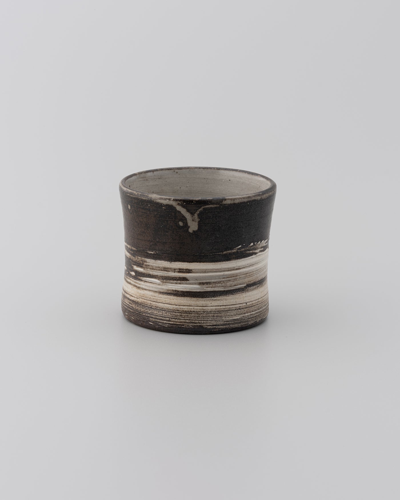 Ryutaro YAMADA Hand-Brushed cylindrical tea cup 03