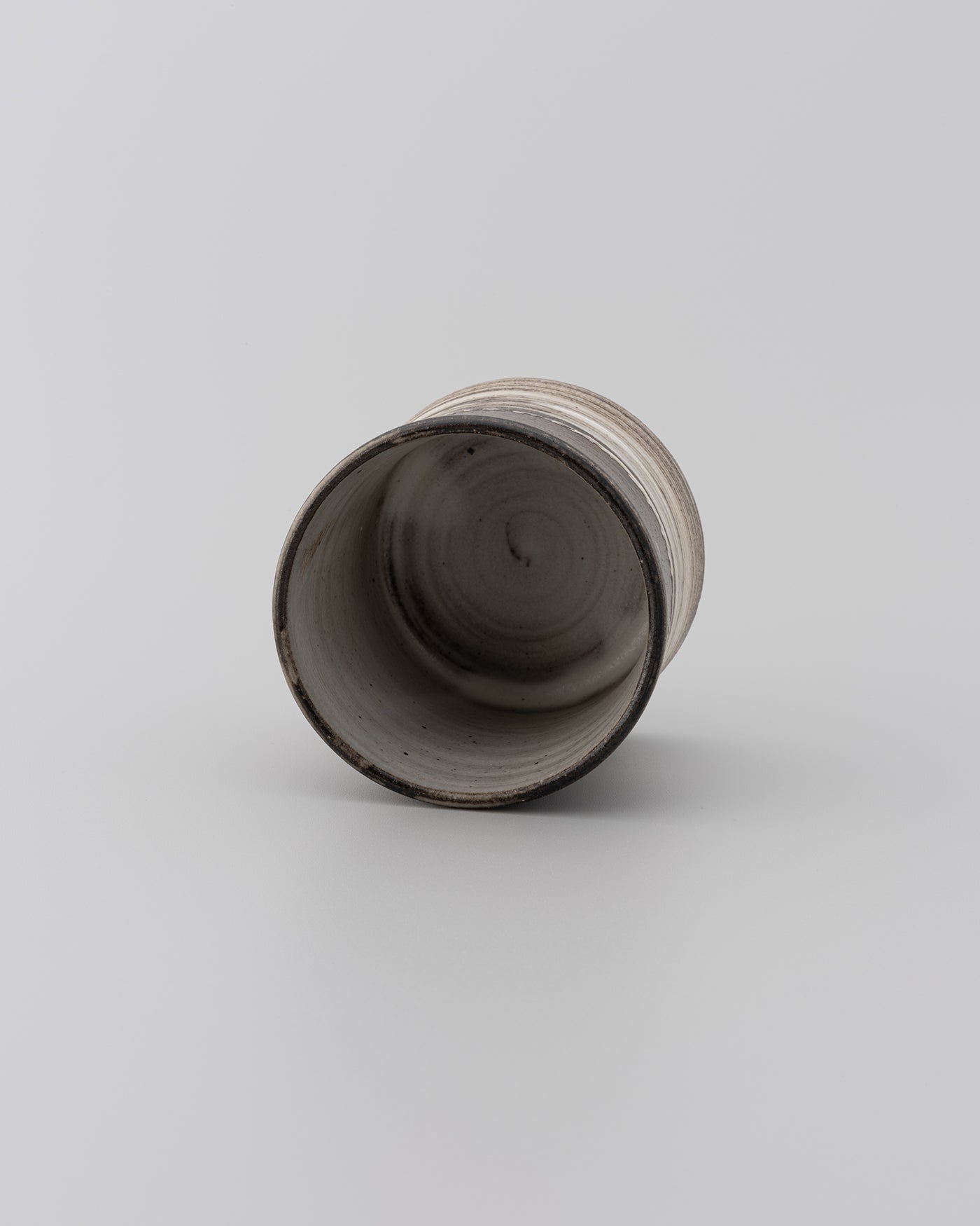 Ryutaro YAMADA Hand-Brushed cylindrical tea cup 03