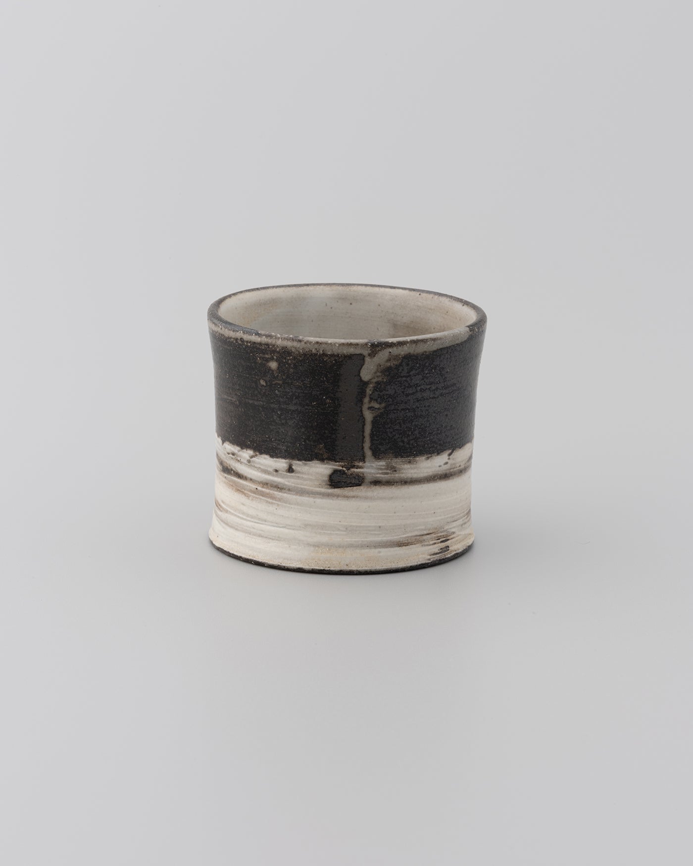 Ryutaro YAMADA Hand-Brushed cylindrical tea cup 05