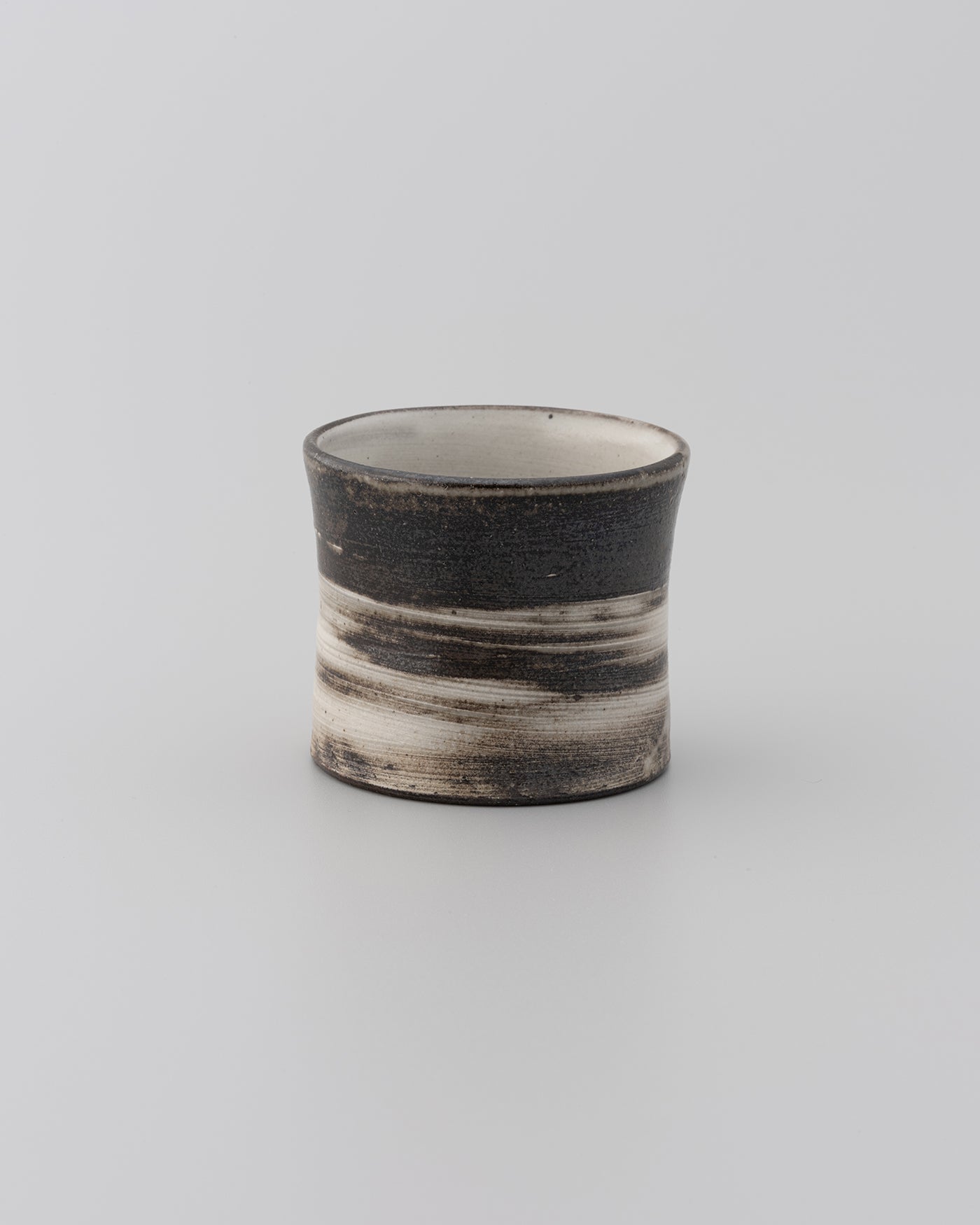 Ryutaro YAMADA Hand-Brushed cylindrical tea cup 06