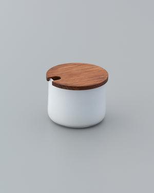 Lidded small container 02